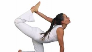 HER GÜN 1 SAAT YOGA İLE EVDE HARİKA ZAYIFLAMA EGZERSİZLERİ HER GÜN 1 SAAT YOGA İLE EVDE HARİKA ZAYIFLAMA EGZERSİZLERİ