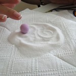 fimo-hamuru-boncugunun-yuzeyini-puturlu-yapma-2