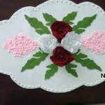el-yapimi-satilik-kece-cicek-dekorlı-sehpa-ortusu