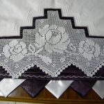 gul-desenli-ucgenli-ara-dantel-ornegi