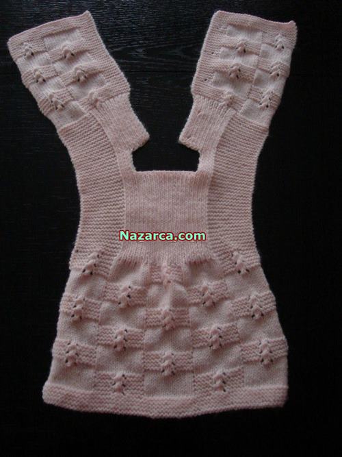 TEK SEFERDE ÖRÜLEN ANLATIMLI ÖRGÜ BEBEK YELEĞİ