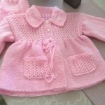 pembe-kiz-bebek-cepli-yakali-hirka-2