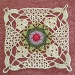 renkli-dantel-masa-ortusu-motifi