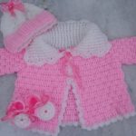yun-orgu-bereli-pembe-beyaz-bebek-hirka