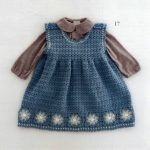 orgu-mavi-tigla-bebek-etekleri-motifli-elbise