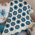 motifli-kenr-oyali-cicekli-battaniye