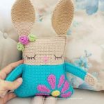 orgu-kiz-tavsandan-bebek-odasi-kirlent