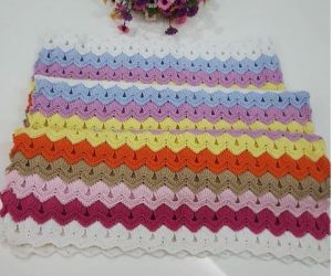 zigzakli-zincirli-tigla-renkli-desenli-ornek