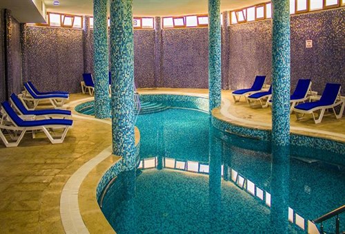 Form-Hotel-Thermal -Spa -Kazdağlari-kapali-havuz