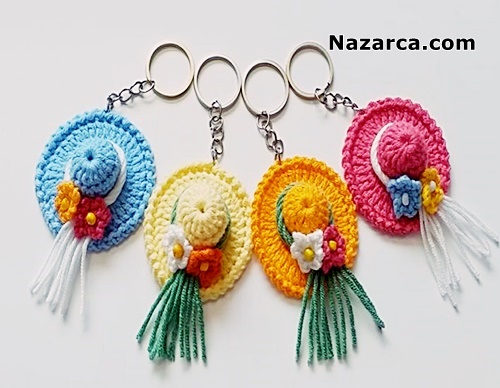 Porte-clés -chapeau- miniature- au -crochet