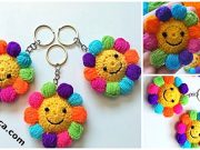 Crochet- Knit -Smiling- Flower-Keychain