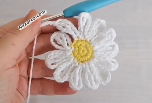 Zincir örnekli kolay papatyalı tığ işi